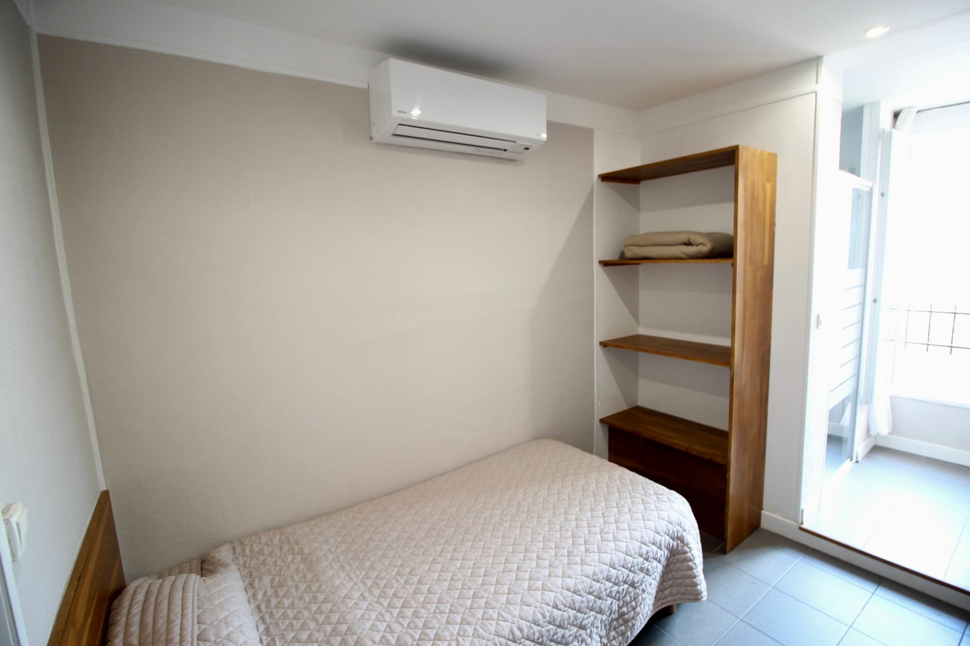 פריז Hotel Des Pyrenees מראה חיצוני תמונה