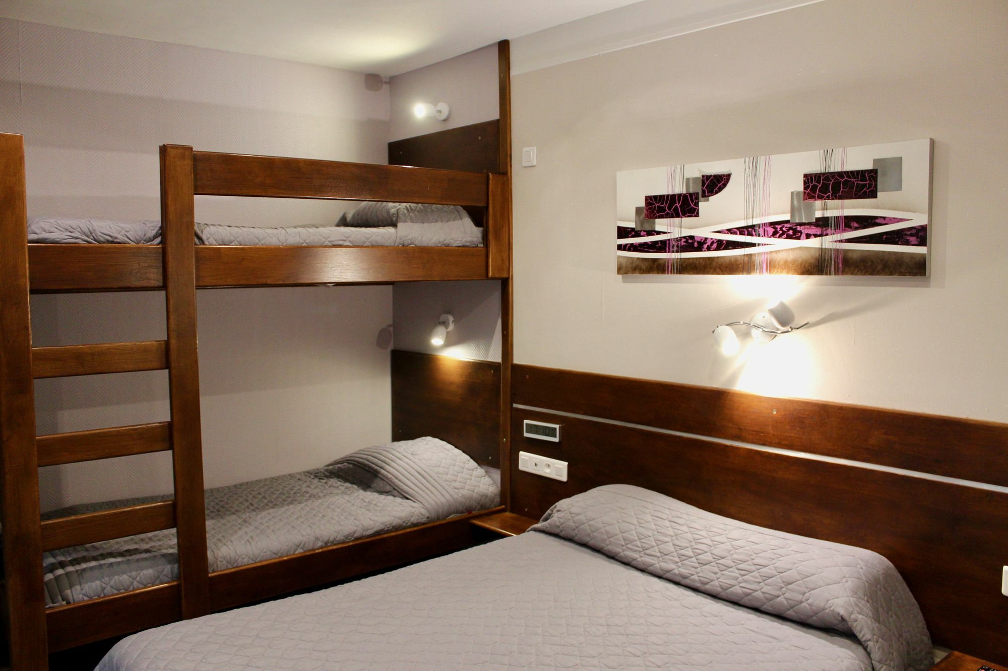 פריז Hotel Des Pyrenees מראה חיצוני תמונה